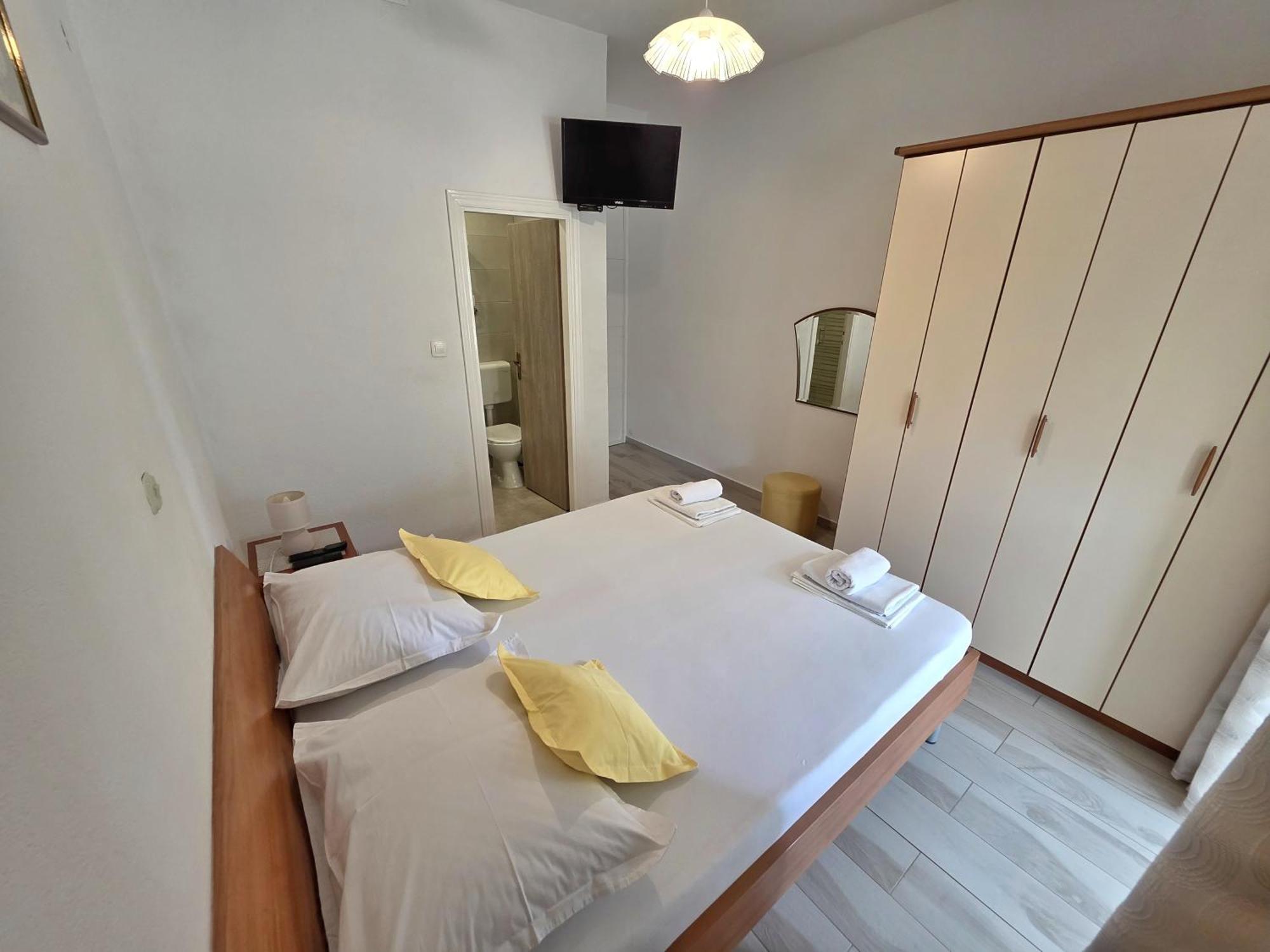 Leilighet Cosey For 2 Free Private Parking Makarska