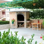 Cosey Studio Apartment For 2 Free Private Parking
