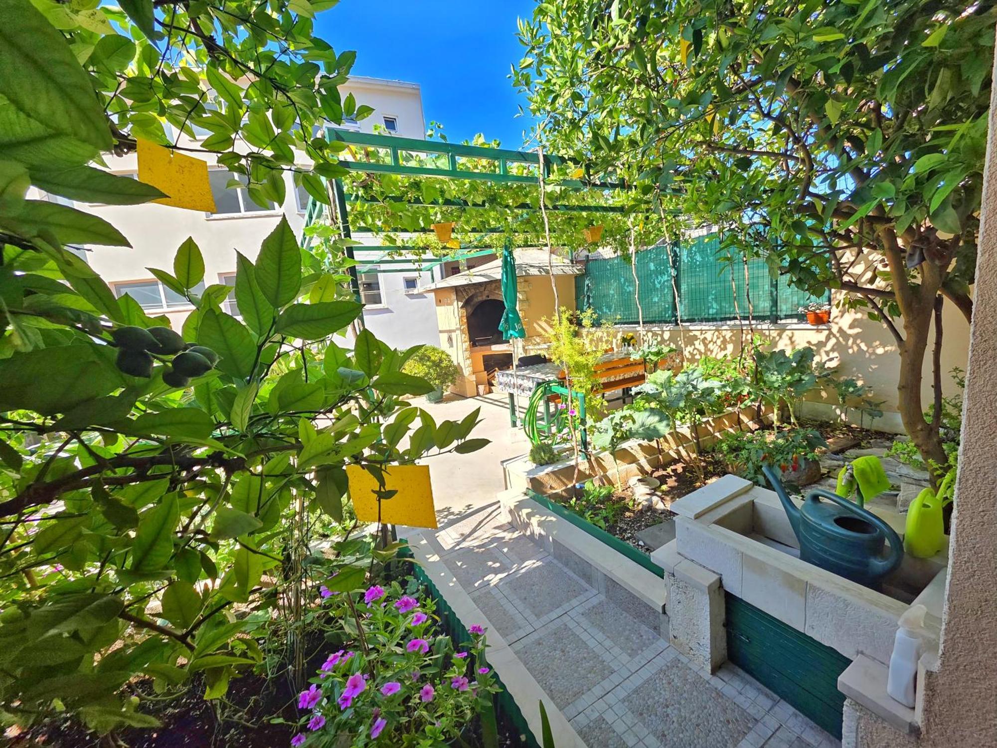 Cosey For 2 Free Private Parking Appartement